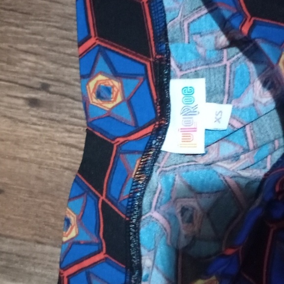 Geometric Blue Skirt - Picture 3 of 4